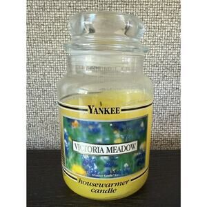 Yankee Candle Victoria Meadows Black Band Yellow Wax Burned 22oz